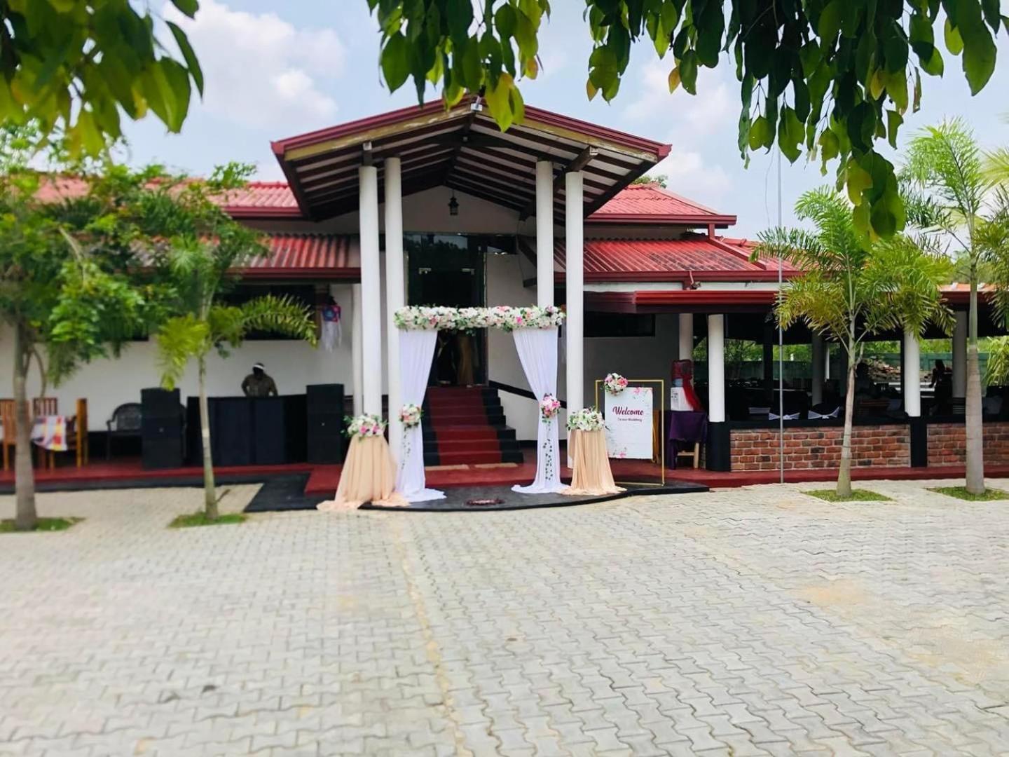 Hotel Tree Garden Wilpaththu Nochchiyagma Anuradhapura Nochchiyagama Kültér fotó